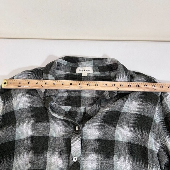 Cloth & Stone Button Down Shirt Womens XL Black Grey Plaid Long Sleeve Relaxed - Picture 3 of 5